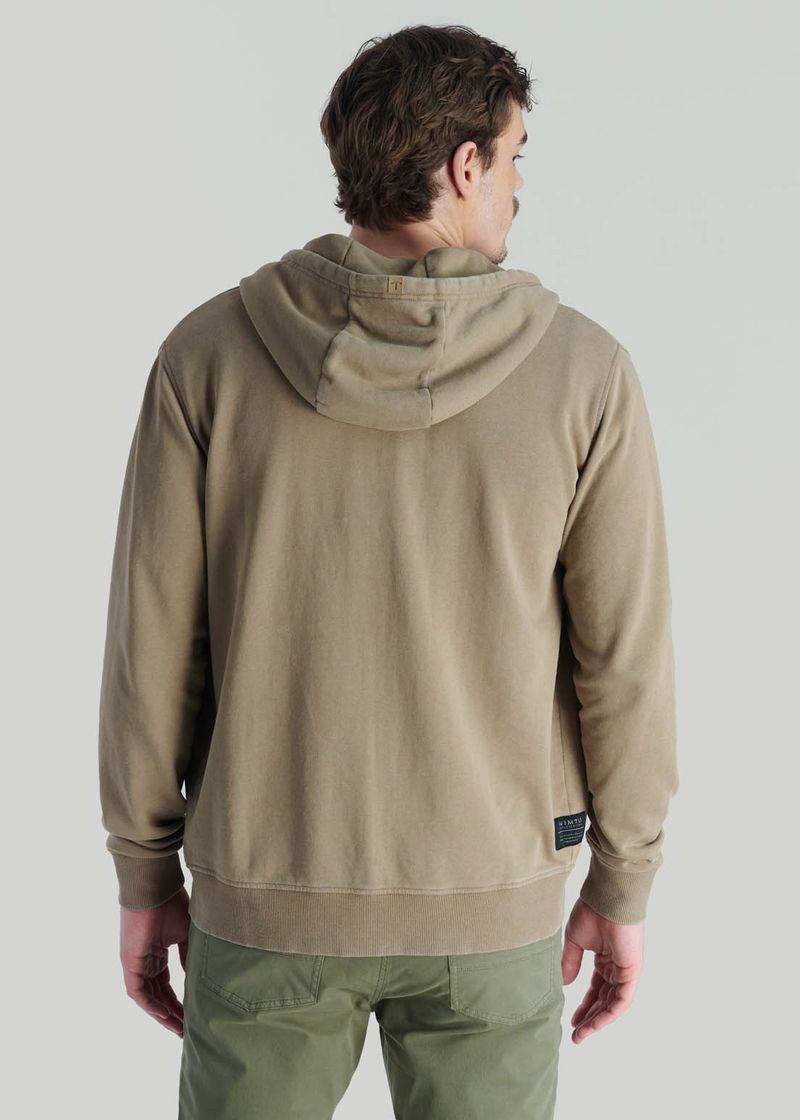 label-3